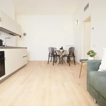 Appartement Urban Flats Modern Few Minuts From Duomo Milan